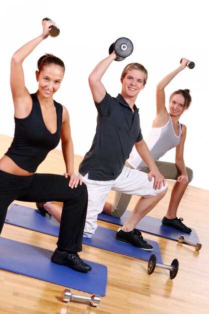 Упражнения с гантелями для укрепления мышц