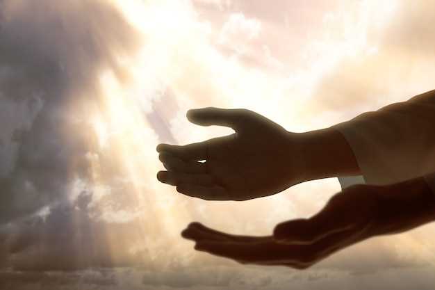 Молитва 'Отче наш, сущий на небесах' - ключ к связи с Богом