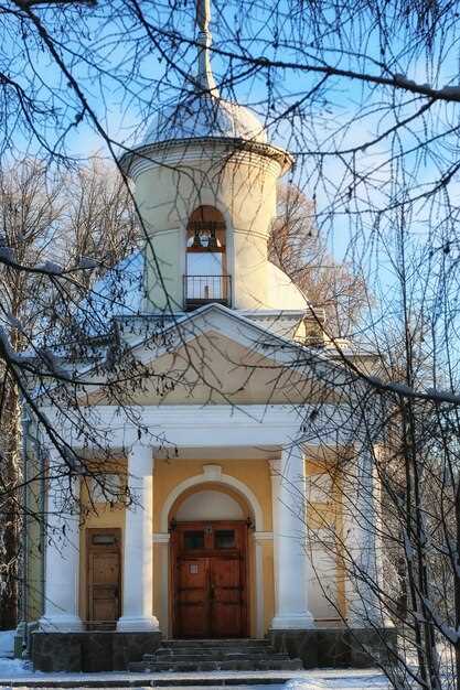 Покровский храм в Ясеневе: история, фото, адрес